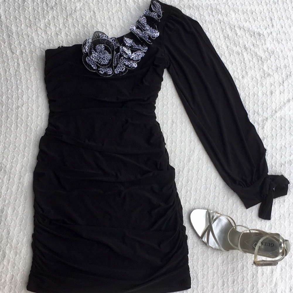 DEB ONE SHOULDER DRESS